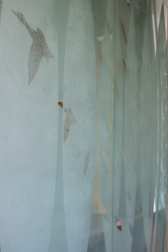 Sandblasted Glass Wall, Saatchi and Saatchi, The Strand